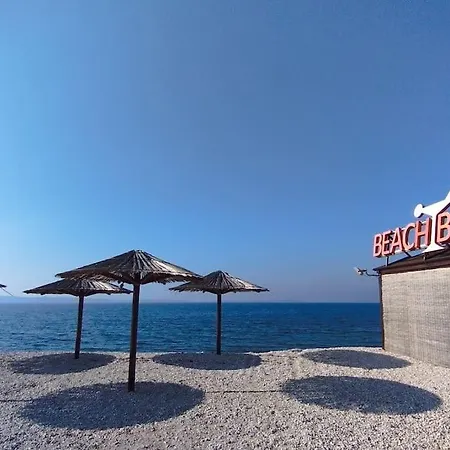 Marinas * Pula
