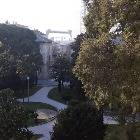Marinas Apartment Pula